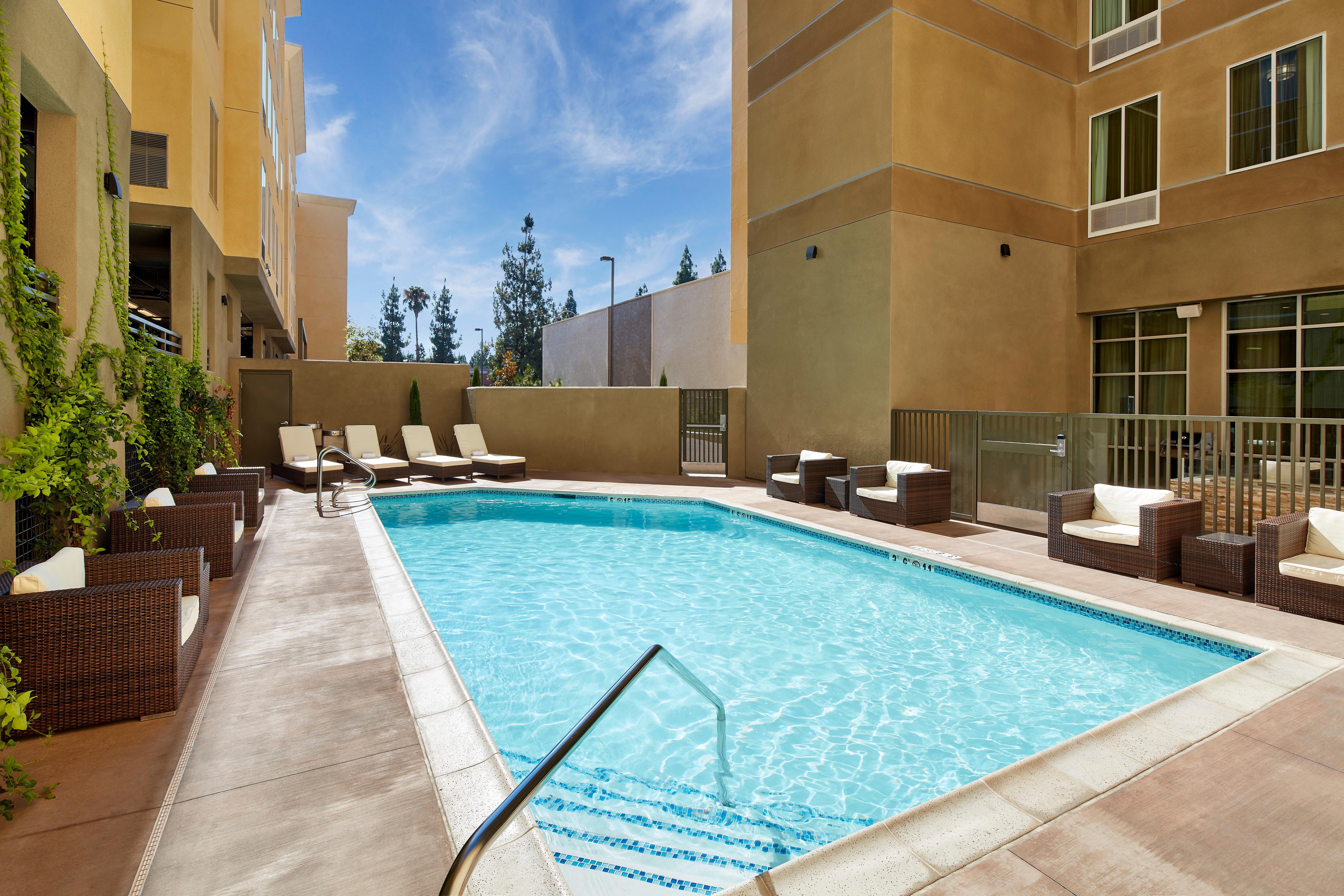 Staybridge Suites Anaheim At The Park By Ihg Екстериор снимка